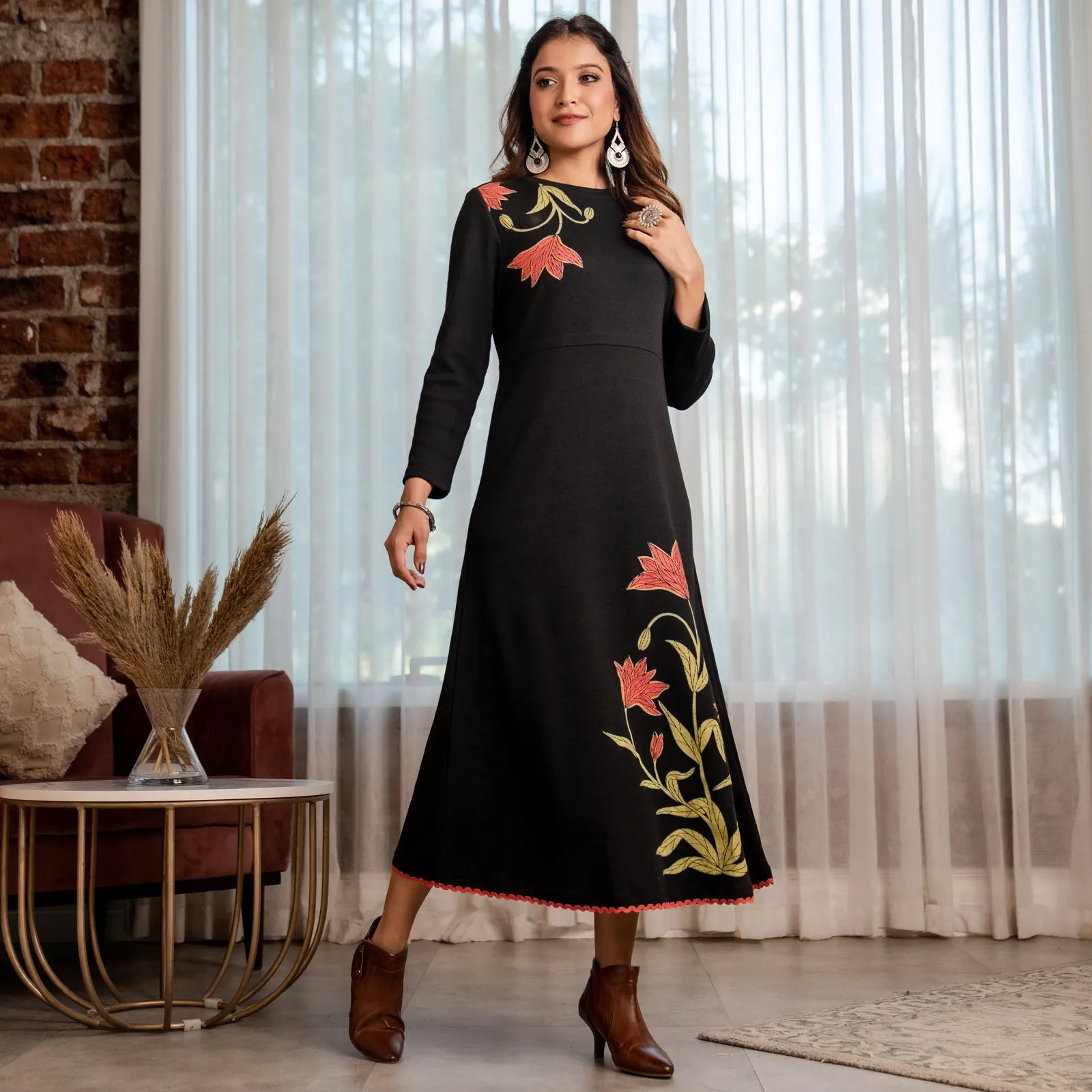 Black Acrylic Tulip Flared Dress