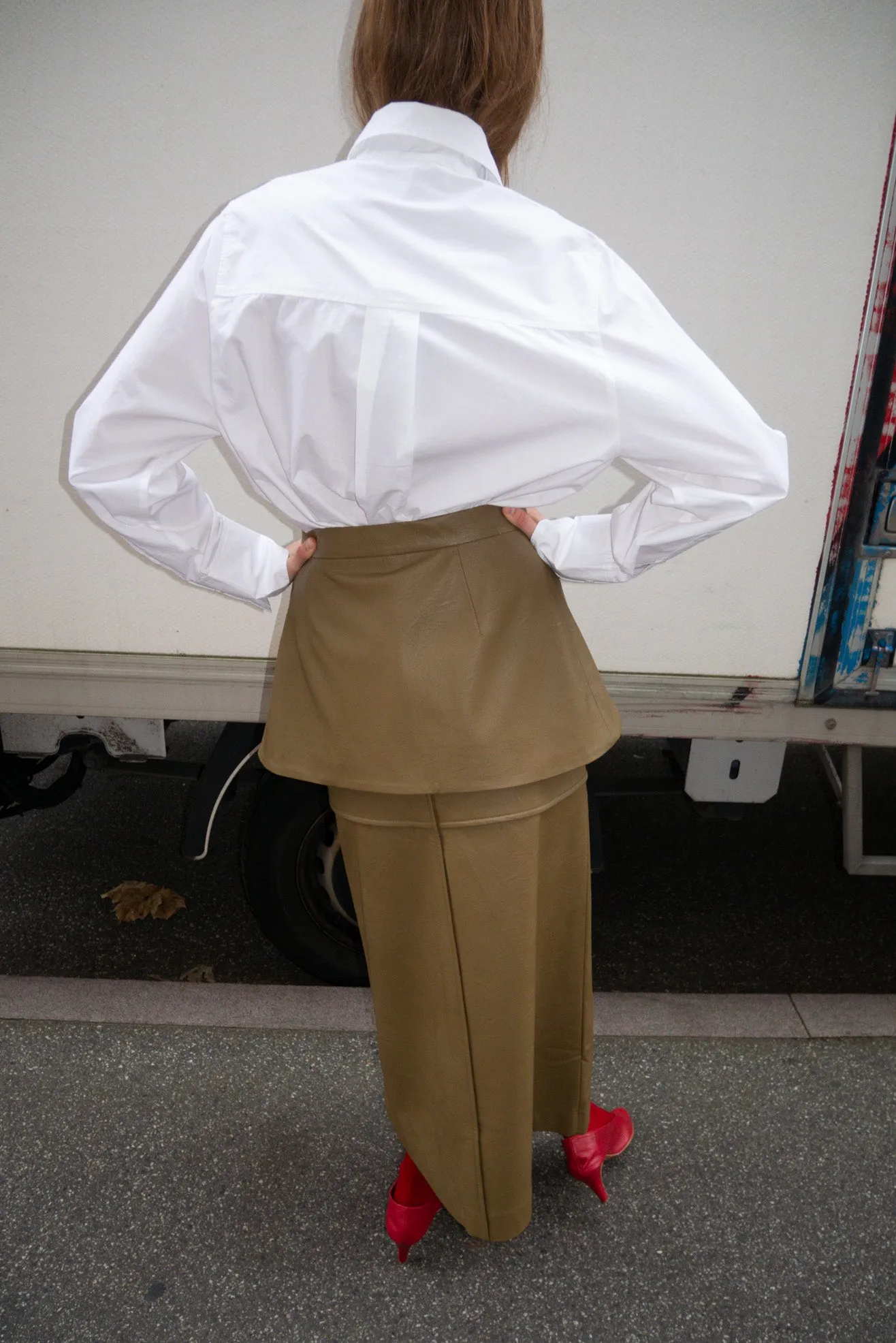 MR. LARKIN, Uma Peplum Belt, Olive